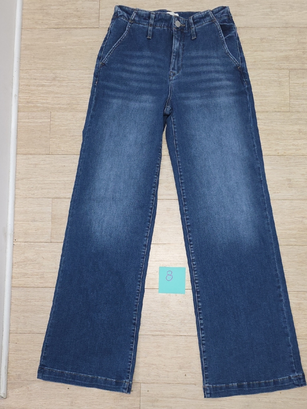 High-Rise Wide-Leg Jeans in Medium Blue - Women